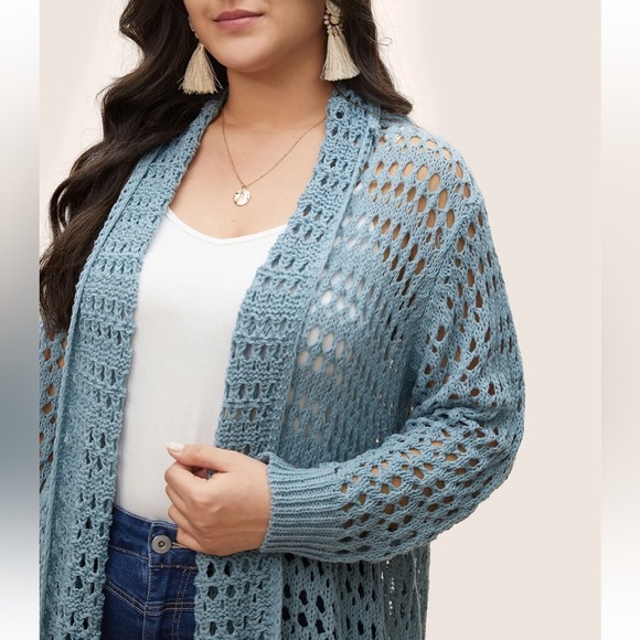 BloomChic Plain Texture Cut Out Asymmetrical Hem Cardigan - Picture 3 of 6